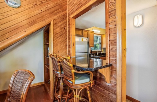 Caffeys Quarters Apartment | Emerald Duck - Awesome Sunset and Water Views Soundfront Duplex