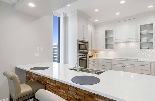 Destin Condo | Emerald Towers 1503 - Beachfront Penthouse with Private Sauna & Gulf Views