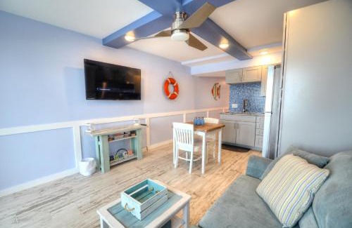 Panama City Beach Apartment | Emerald Villa
