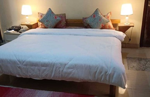 Mukteshwar Hotel | Emerald Woods Mukteshwar