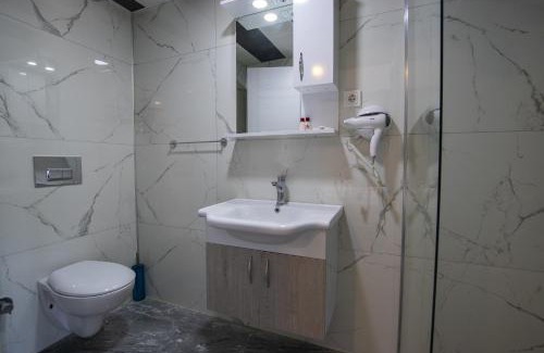 Icmeler Hotel | Emilia Otel