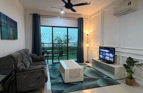 Shah Alam Apartment | Emira Residence Seksyen 13 Shah Alam by Alpha LaVista