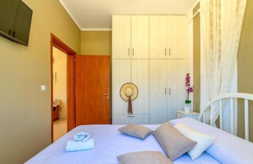 Triopetra House | Emmanuela House with garden and sea view