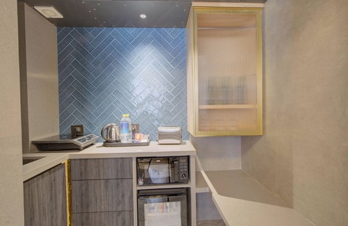 Paharganj Apartment | Empire Platinum Suites