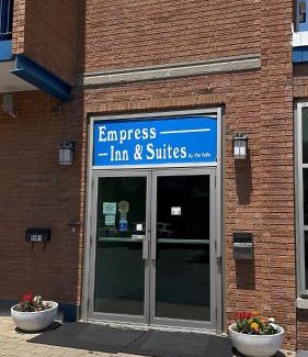 Fallsview Hotel | Empress Inn and Suites by the Falls