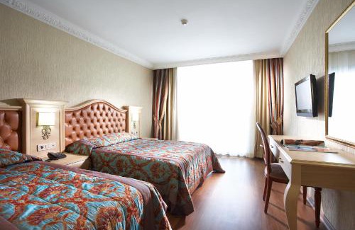 Marmaris City Center Hotel | Emre Beach & Emre Hotel