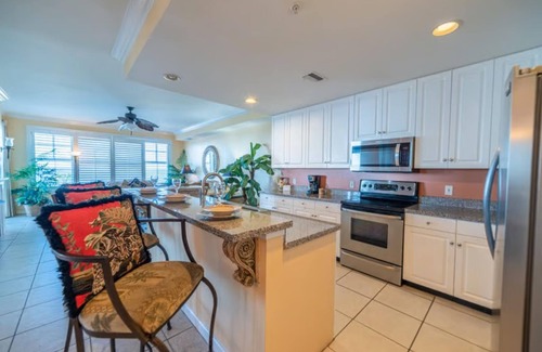 Silver Sands Beach Condo | En Soleil Beach Resort By Panhandle Getaways