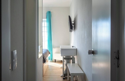 Coxos Beach House | En-Suite Private Room (1), Coxos Ribamar Ericeira