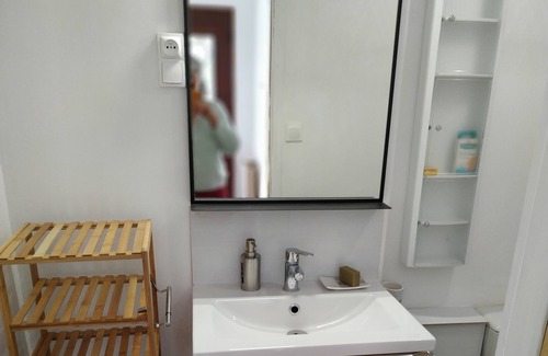 Arles Apartment | En Ville Avec un air de Campagne