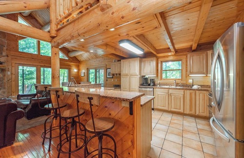 Paradise Point Cabin | Enchanting Chalet w/Deck, Fireplace & Hot Tub