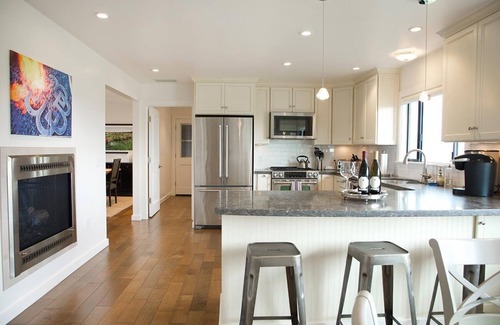 Santa Rosa Cottage | Enchanting Vineyard cottage nestled in the wine country!