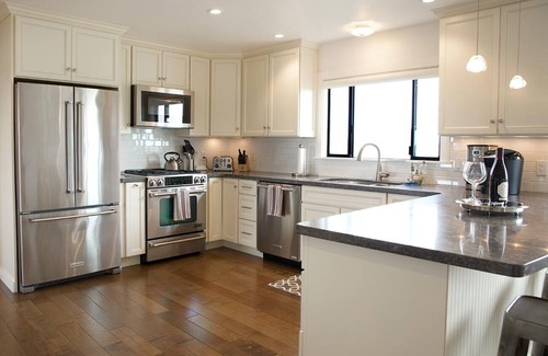 Santa Rosa Cottage | Enchanting Vineyard cottage nestled in the wine country!