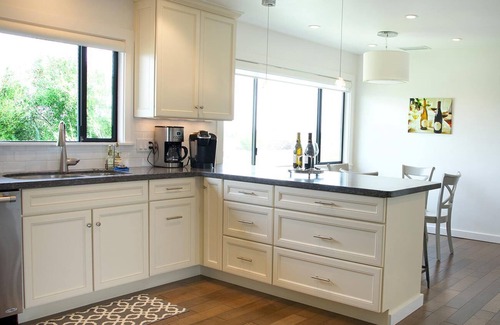 Santa Rosa Cottage | Enchanting Vineyard cottage nestled in the wine country!