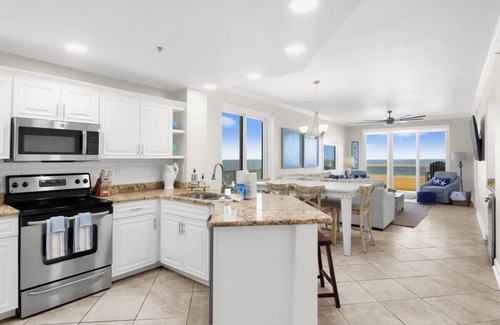 Orange Beach Condo | Enclave 401: Beachfront, Tennis, & Stunning Views