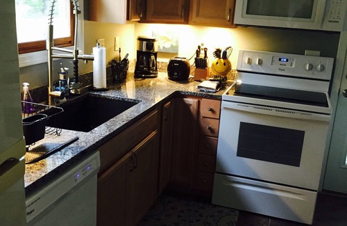 Maple City House | End of Summer and Fall dates booking now!