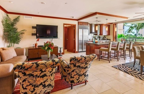 Ko Olina Villa | End Summer in style. Discounted FALL RATES!-BT303-Beautiful ocean and pool views