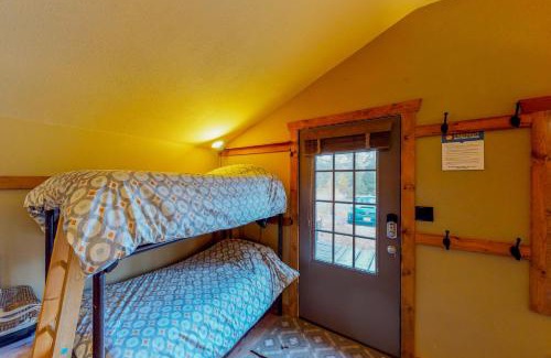 Frisco House | Endearing Cabin