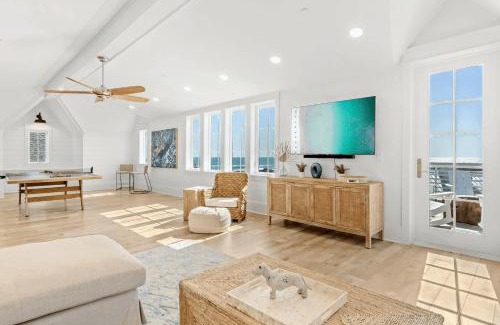 Inlet Beach House | Endless Summer by AvantStay Oceanview Private Pool Golf Cart