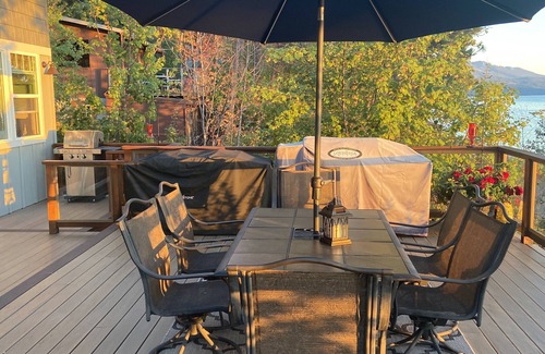 Polson Cabin | Endless Sunsets & Huge Gravel Beach & Remodeled Cottage/Cabin