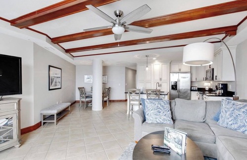 Palmetto Dunes Condo | Endless Vue/Ocean/Pool front/Gorgeous unit