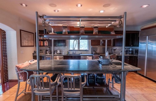 North Haven House | Endless Water Views, Full Spa with Gym and Sauna, Direct Water Access,.