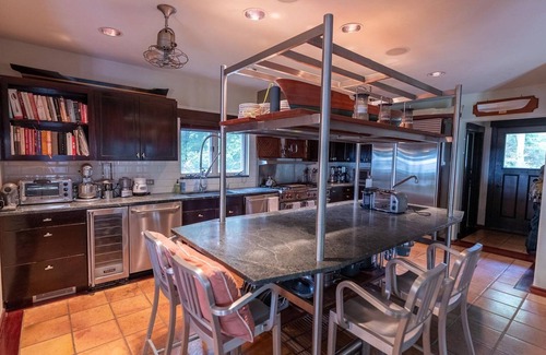 North Haven House | Endless Water Views, Full Spa with Gym and Sauna, Direct Water Access,.