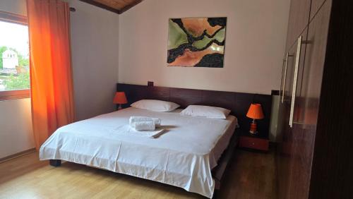 Lezhe Villa | Eni's Villa, 5km From Shengjini Beach