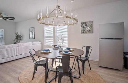Arena District Cottage | Enjoy 4br/3ba Comfort & Convenience Near Downtown!