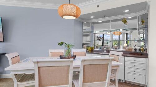 Orange Beach House | Enjoy a 3-bedroom Bayfront Condo with Lazy River Indoor Pool Jacuzzis and Community Boat Dock for Personal or Rented Boats Plus Redeem in Free Activity Deals Daily