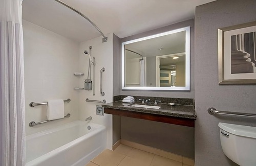 Executive Park Hotel | Enjoy a Hassle-Free Stay! 2 Contemporary Units, Pet-friendly, Parking, Pools!