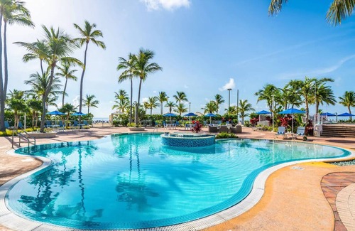 Islamorada House | Enjoy a Hassle-free Stay! Unit w/Full Kitchen, Beachfront, Outdoor Pool