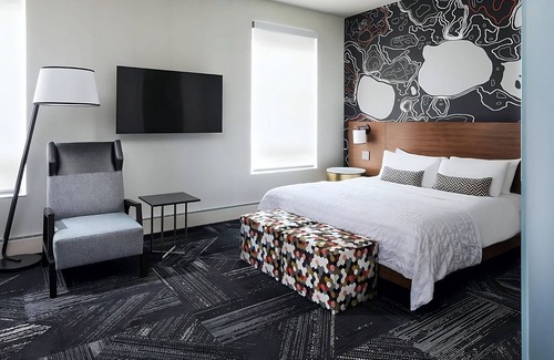 Downtown Minneapolis Hotel | Enjoy a Hassle-Free and Suiting Stay! 4 Comfortable Units, Pets are Allowed!