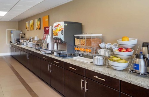 Morse Park House | Enjoy a relaxing stay in a convenient location!
