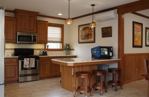 Mount Joy House | Enjoy a soak in the hot tub and a bonfire after exploring Lancaster County!
