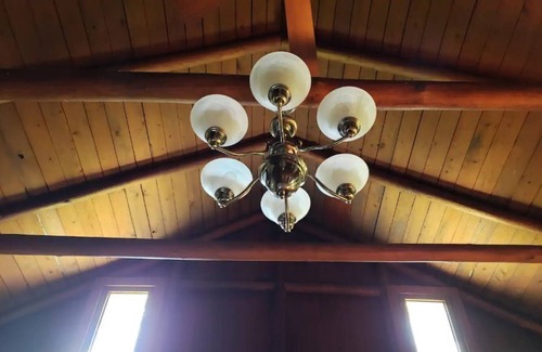 Keystone Cabin | Enjoy a step back in time on an Authentic "Old Florida" Lakefront property.