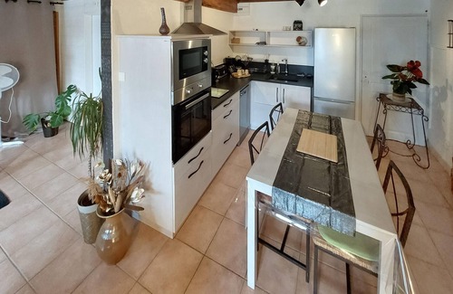 Taillant House | Enjoy a wonderful vacation in this beautiful vacation home.