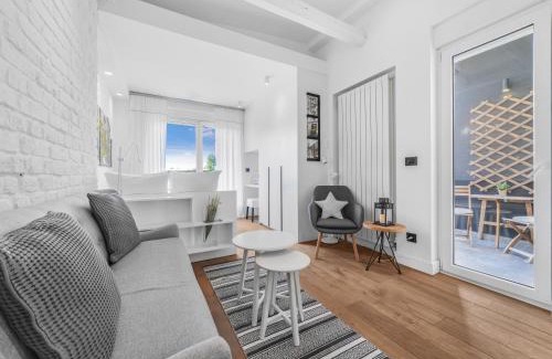 Vracar Apartment | Enjoy B-52 Studio