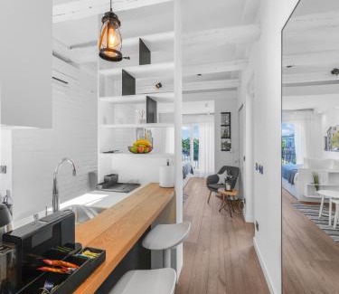 Vracar Apartment | Enjoy B-52 Studio