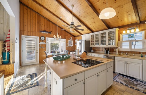 Midtown Ocean City House | Enjoy Gorgeous views from this Ocean Block home!nFREE LINEN & TOWEL PKG!