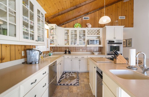 Midtown Ocean City House | Enjoy Gorgeous views from this Ocean Block home!nFREE LINEN & TOWEL PKG!