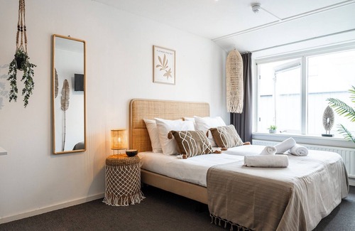 Zoutelande House | Enjoy maximum comfort in a modern, stylish room with a fully equipped private bathroom.