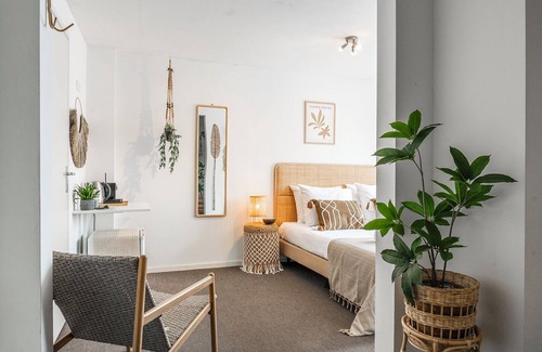 Zoutelande House | Enjoy maximum comfort in a modern, stylish room with a fully equipped private bathroom.