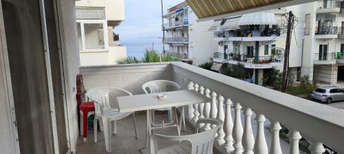 Neoi Epivates Apartment | Enjoy & Rest
