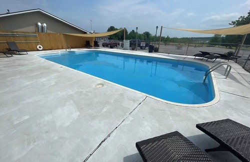 Warsaw House | Enjoy Room w/Access to Refreshing Pool, Golf Cart Rentals & Outdoor Fun