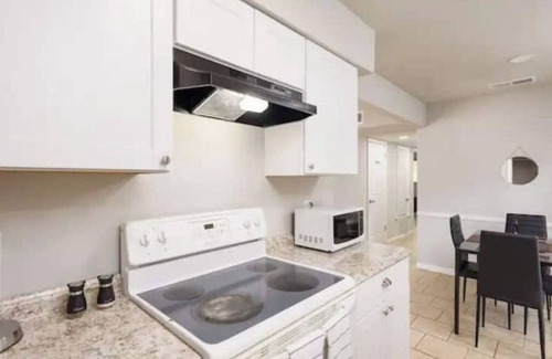 West San Antonio House | Enjoy San Antonion this excellent central location