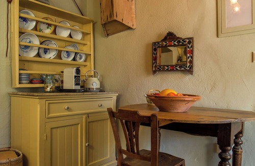 Symi House | Enjoy the beauty of simplicity and tradition