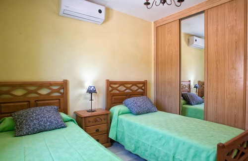 La Parata House | Enjoy the sea view and private swimming pool in your Andalusian vacation home.