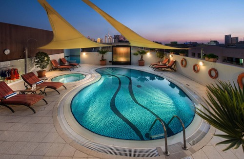 Al Mankhool Apartment | ENJOY YOUR LUXURIOUS RESIDENCE WITH THE COMFORTS OF A HOTEL