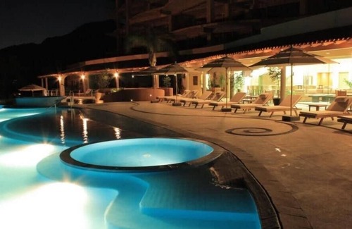 Ajijic Apartment | Enjoy Your Stay at a Luxury 3 Bedroom Condo With Stunning Lake Views