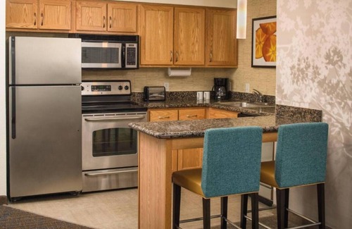 Bridgeton House | Enjoy your stay in Portland with Full Kitchens